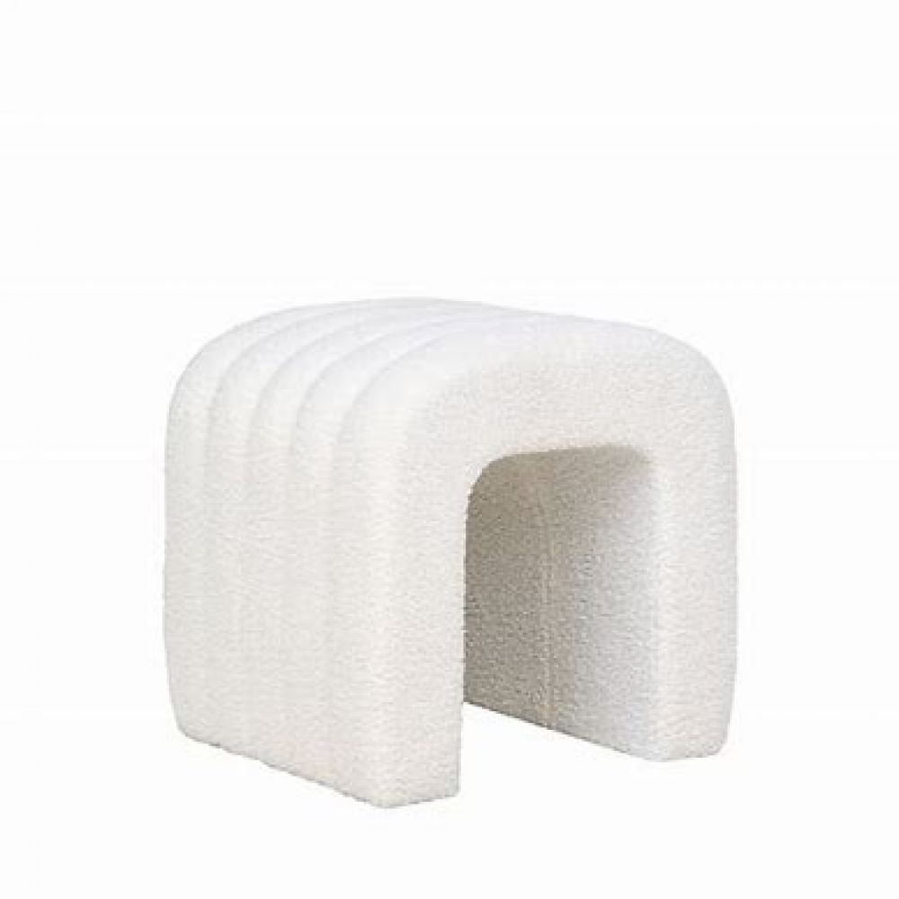 Une image pour le produit MAISONS DU MONDE Pouf en Tissu Ecru Effet Laine Bouclée