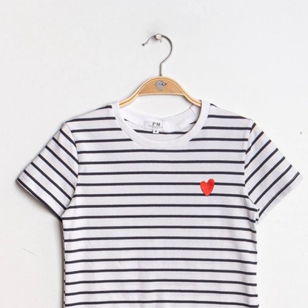 Une image pour le produit  T-shirt Rayé à Cœur Brodé 
