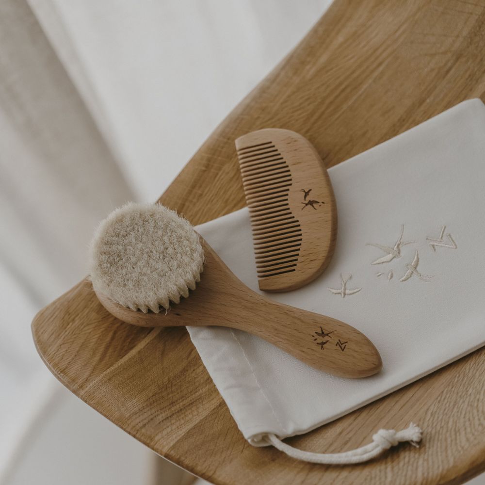 Une image pour le produit ZAKUW Set de Brosse et Peigne Hirondelles